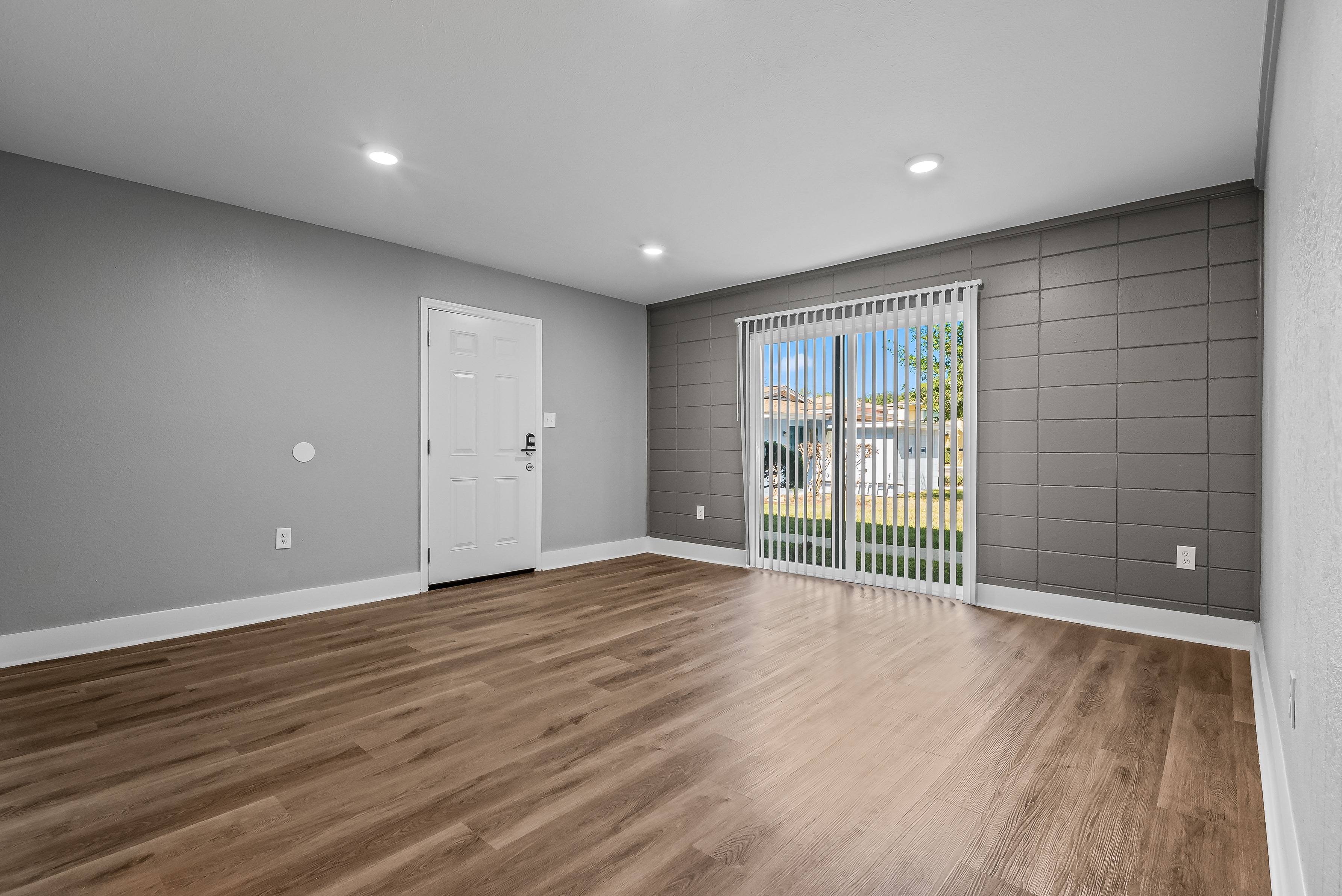 Hardwood Flooring at Serenity Place Central, Florida